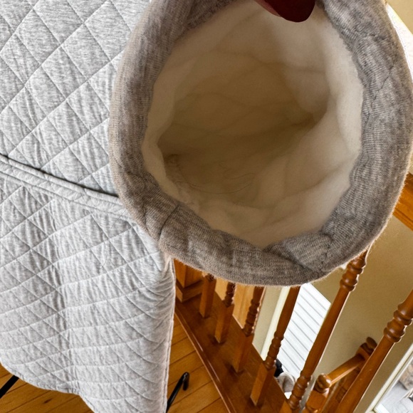 Quilted Gray Robe - Picture 6 of 6